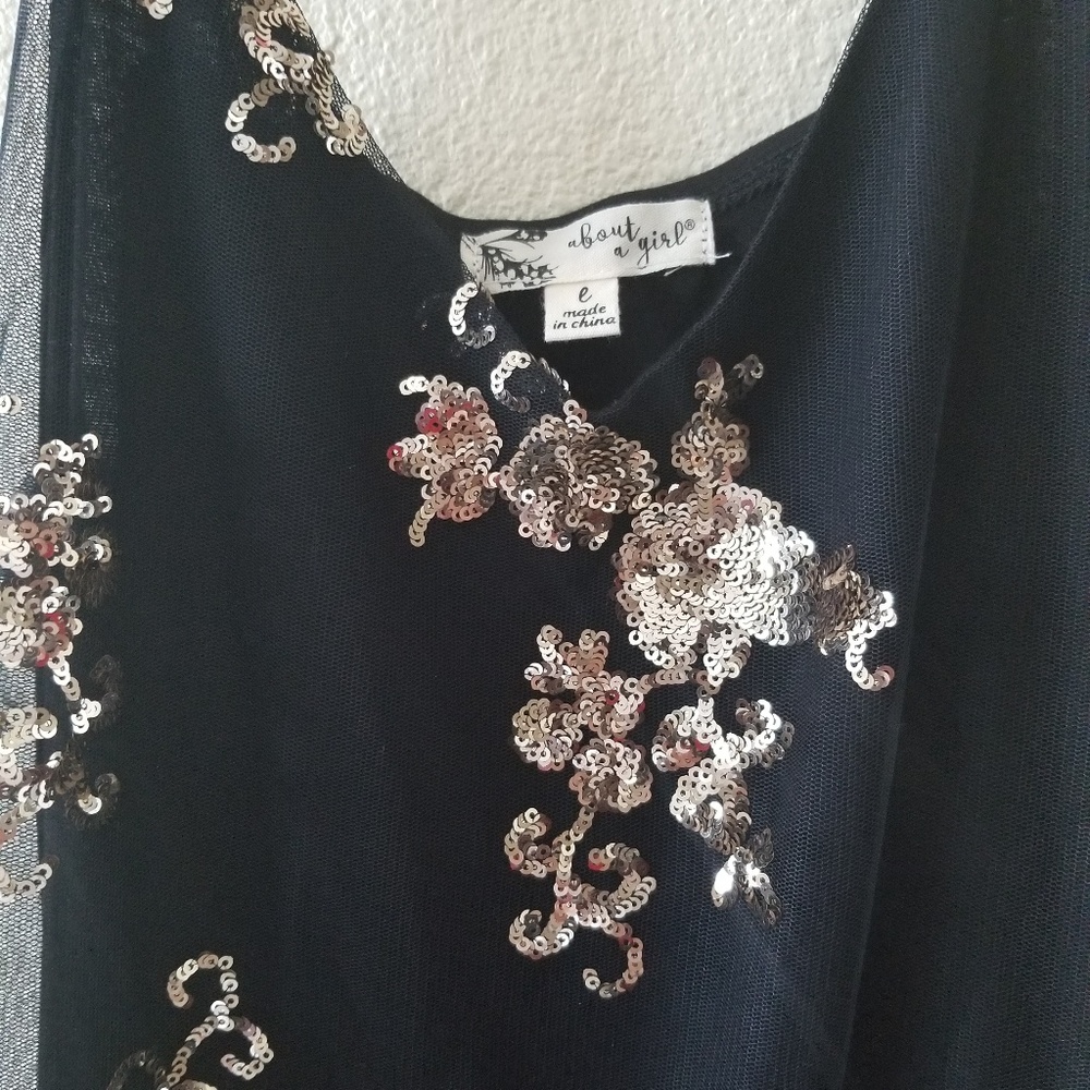 Blouse - Picture 2 of 3